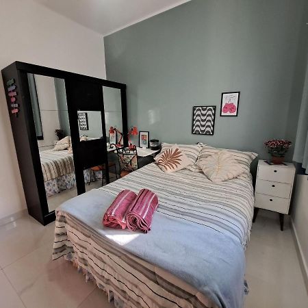 Quarto Privativo No Melhor De Botafogo Com Anfitria - Home With Host Ріо-де-Жанейро Екстер'єр фото