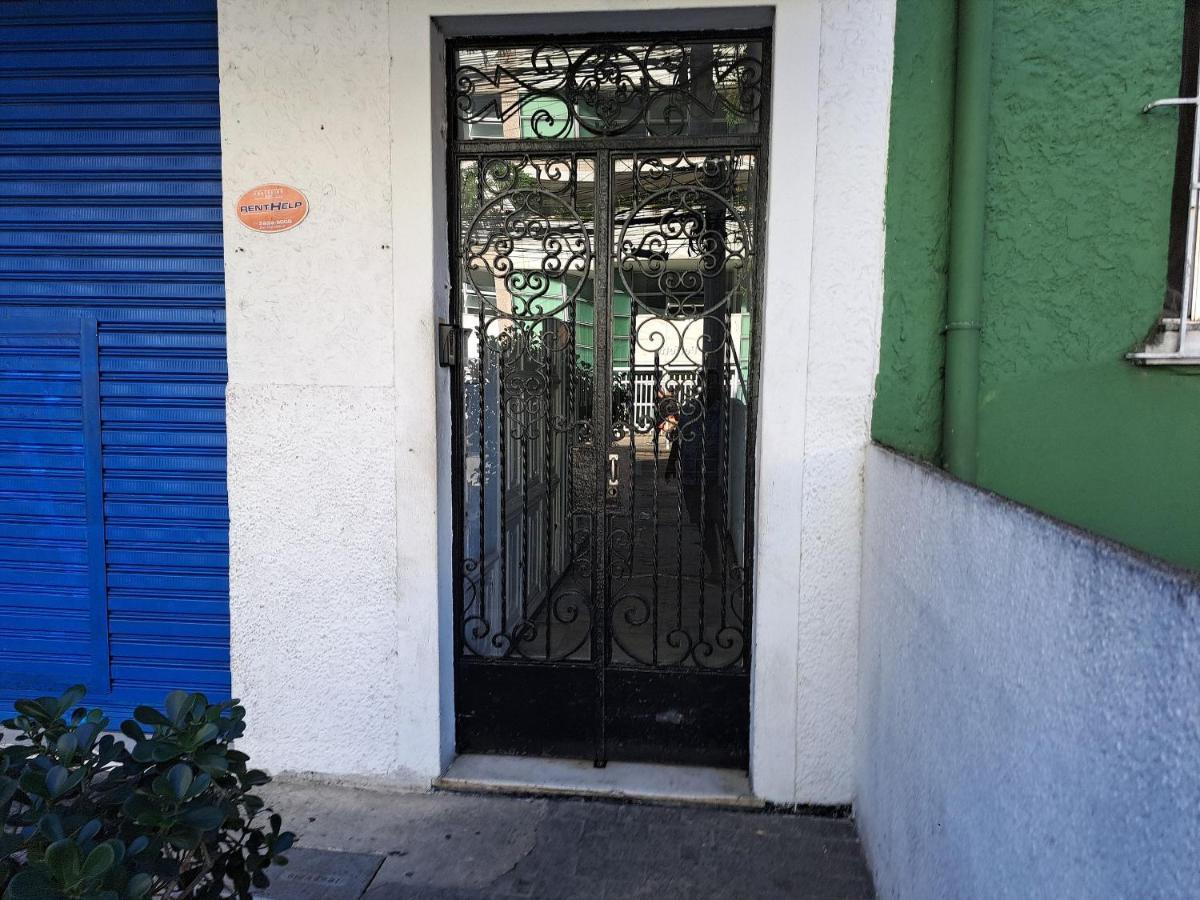 Quarto Privativo No Melhor De Botafogo Com Anfitria - Home With Host Ріо-де-Жанейро Екстер'єр фото